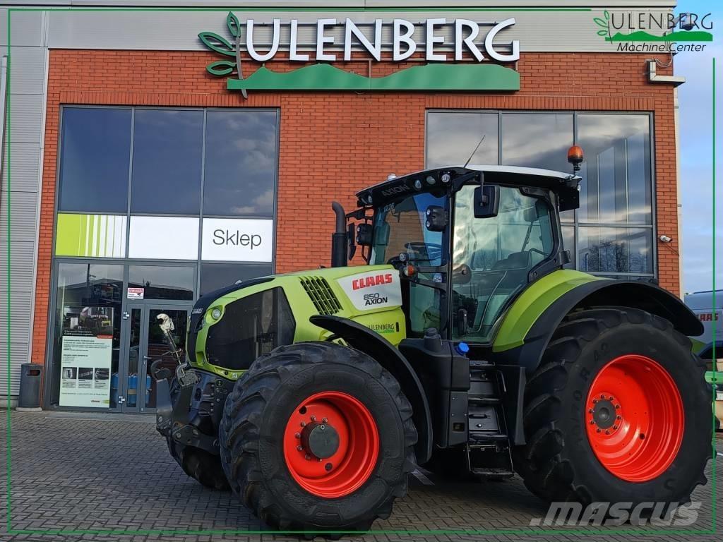 CLAAS Axion 850 Tractors