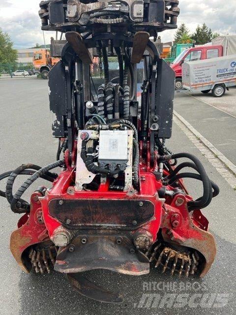Waratah H 415 Harvester heads