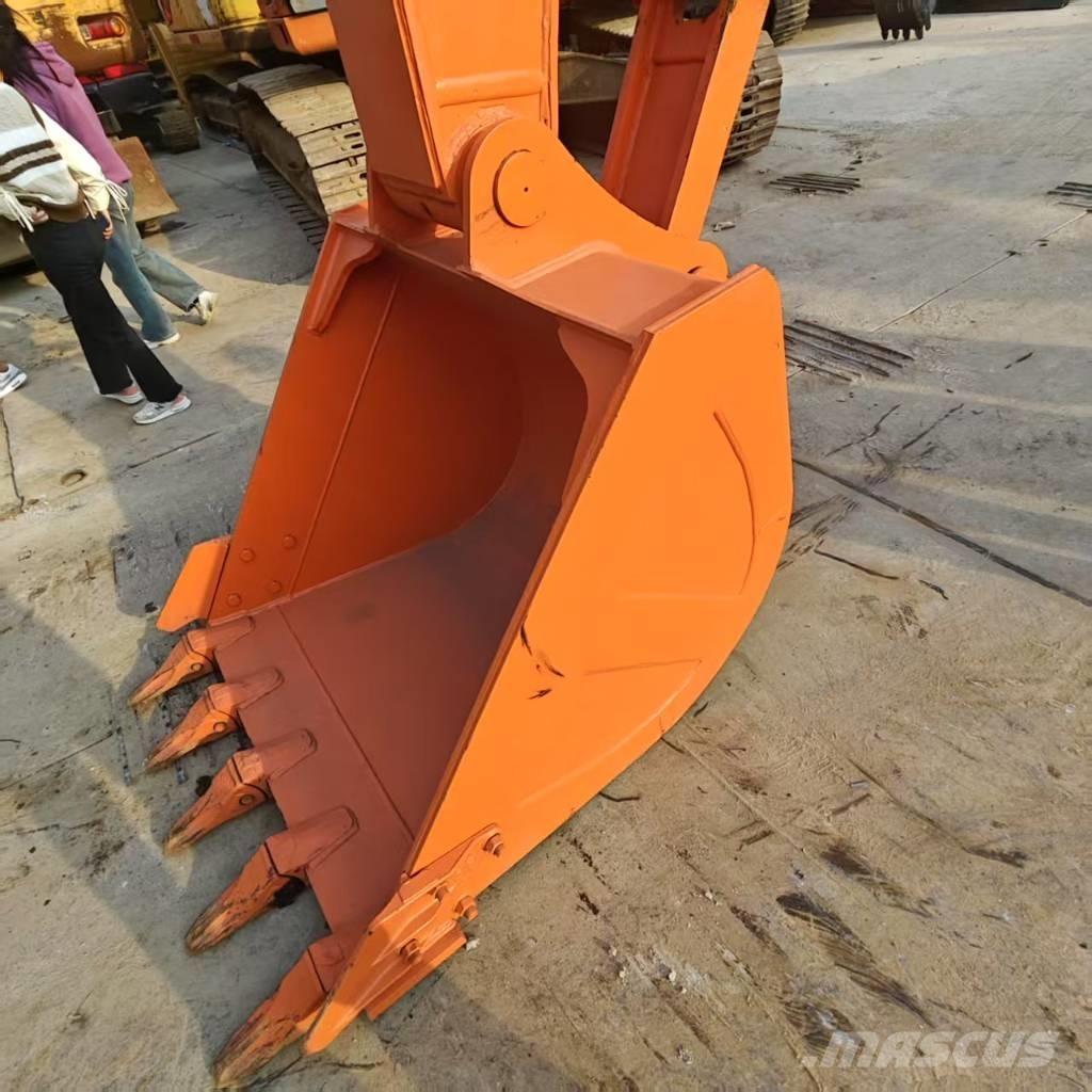 Hitachi ZX 210 Crawler excavators