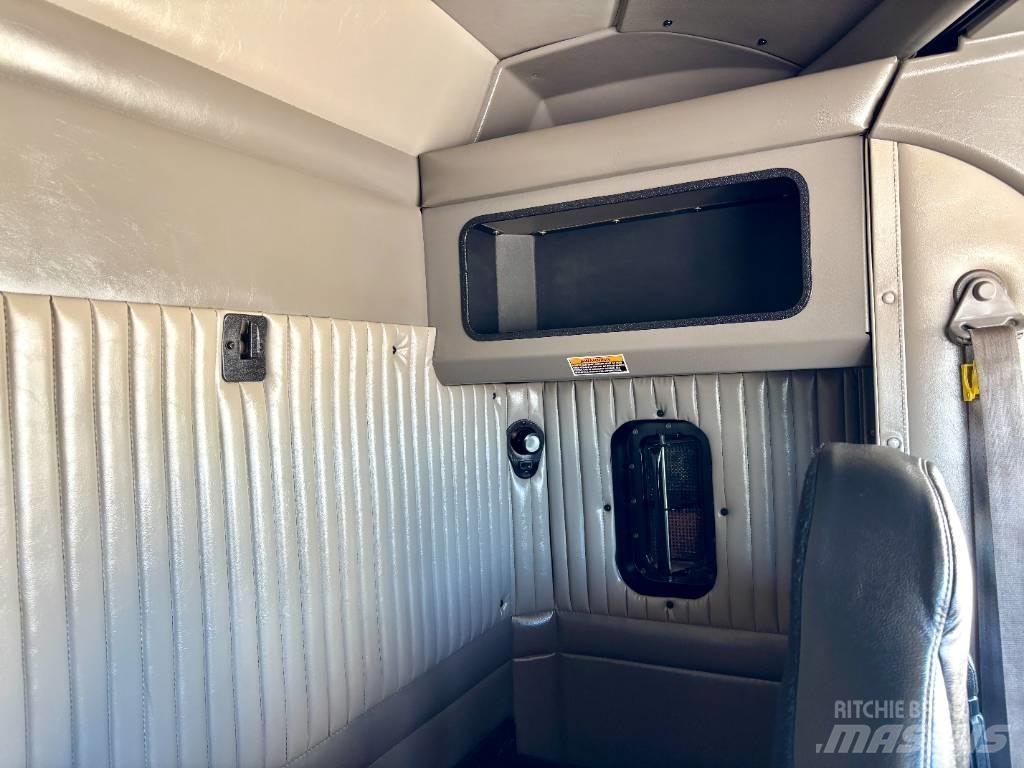 Kenworth T 800 Prime Movers