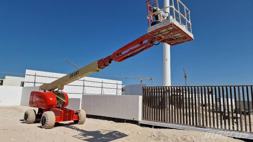 JLG 660SJ Telescopic boom lifts