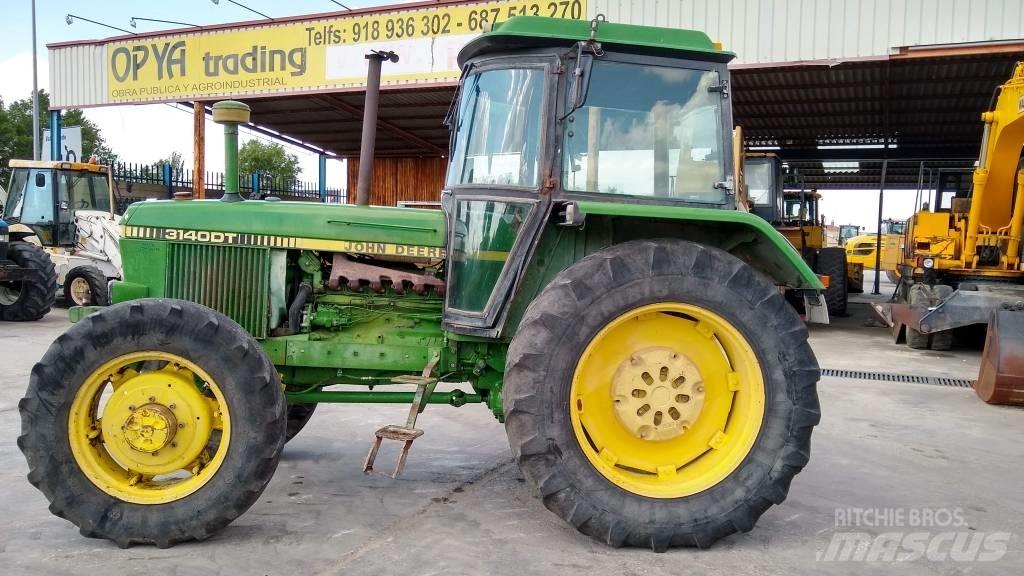 John Deere 3140 DT Tractors