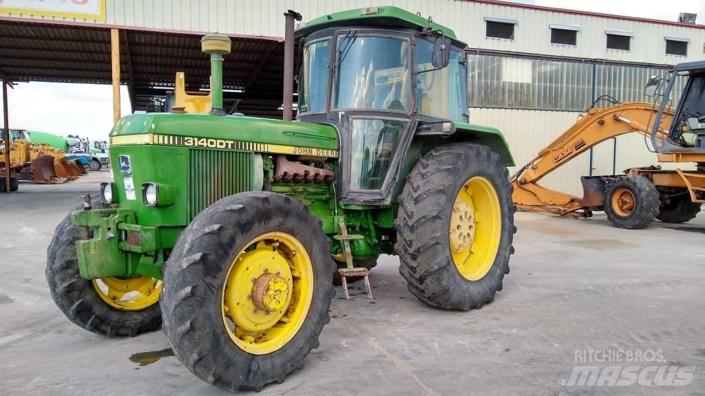 John Deere 3140 DT Tractors