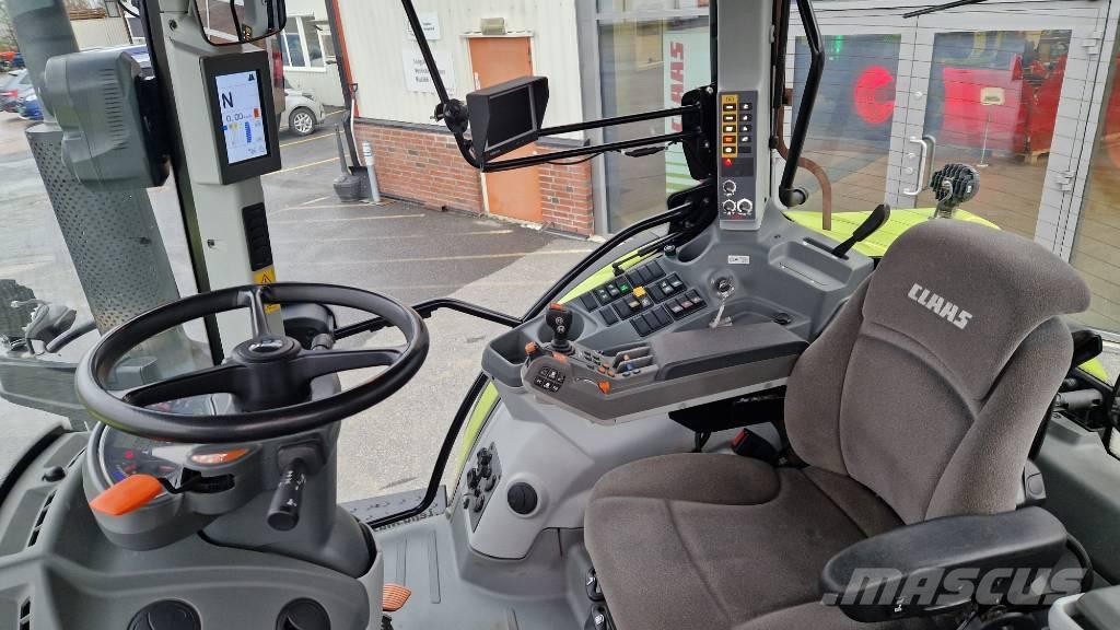 CLAAS Arion 650 Tractors