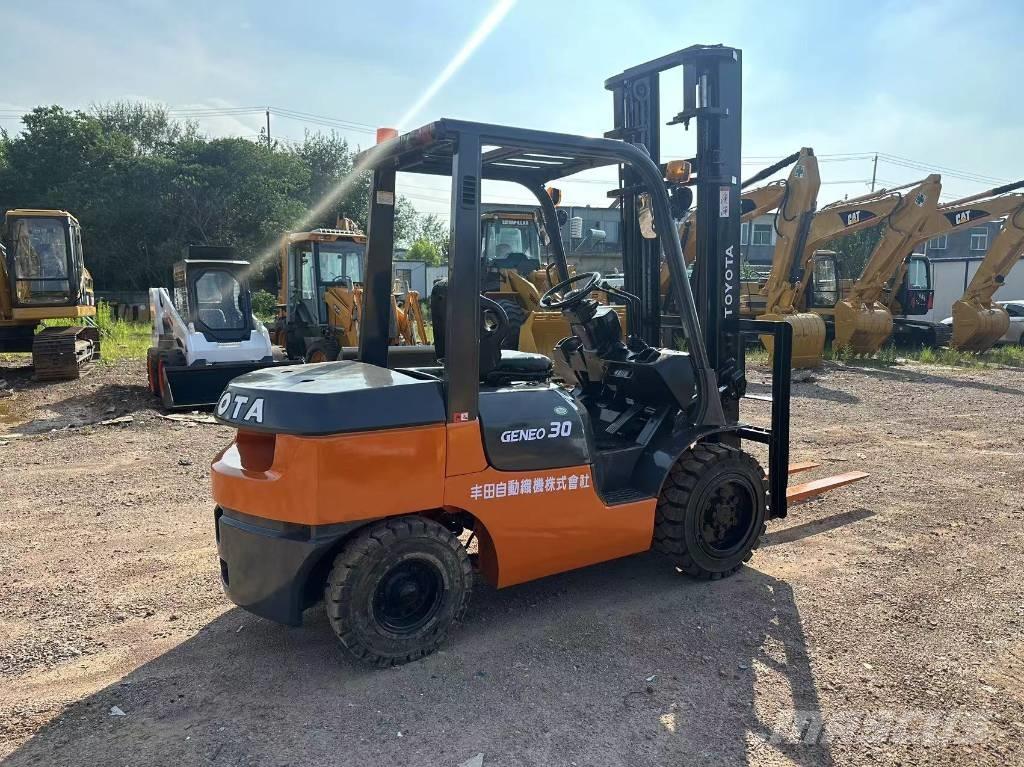 Toyota 30 forklift Diesel trucks