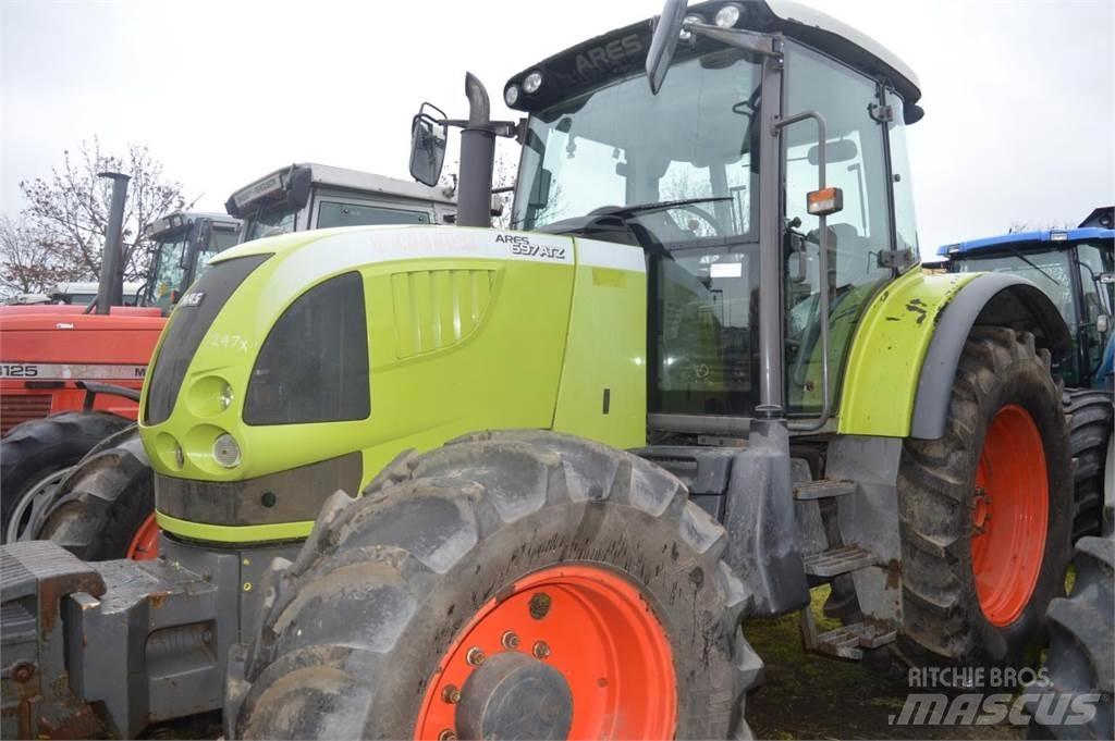 CLAAS Ares 697 ATZ Tractors