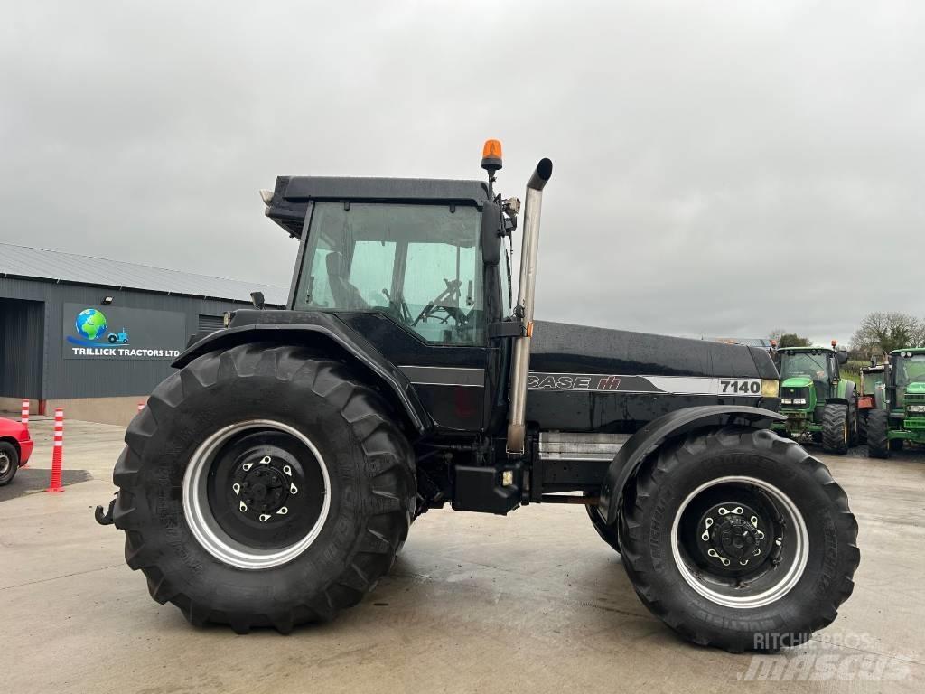 CASE 7140 Tractors