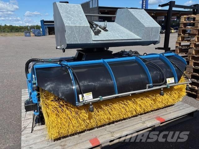 Snowek Circulus C220 Sweepers