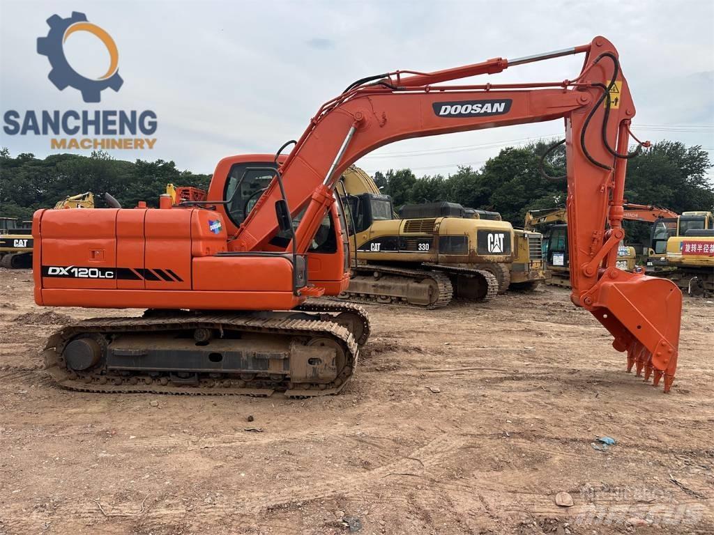 Doosan DX 120 Mini excavators  7t - 12t