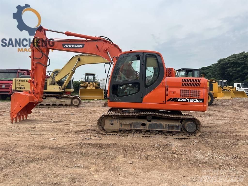 Doosan DX 120 Mini excavators  7t - 12t