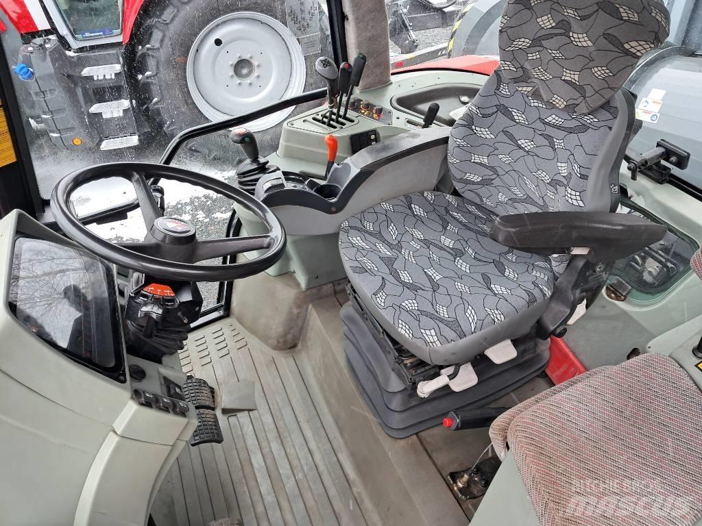 Massey Ferguson 6255 Tractors