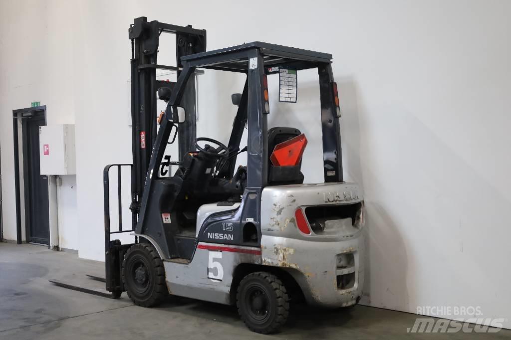 Nissan FLO1A15 Diesel trucks