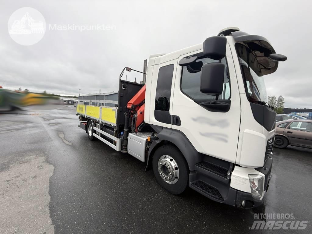 Volvo FL 260 Truck mounted cranes