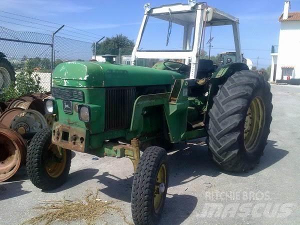 John Deere 2030 Tractors