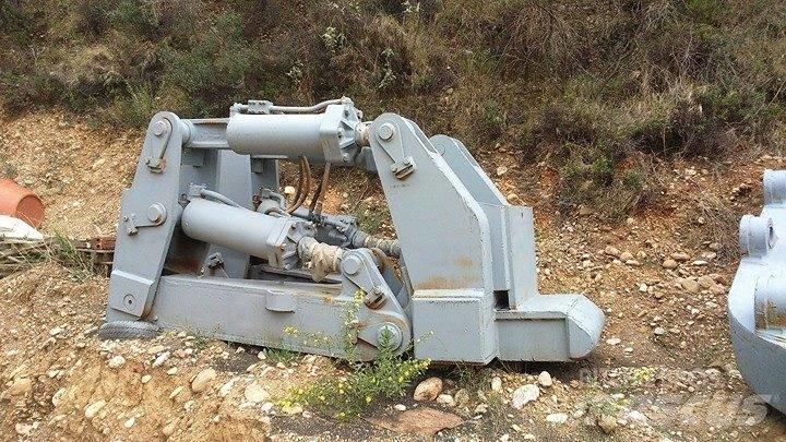CAT SS RIPPER D9H Cutters