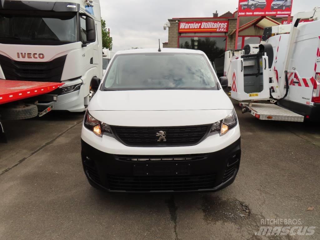 Peugeot Partner Panel vans