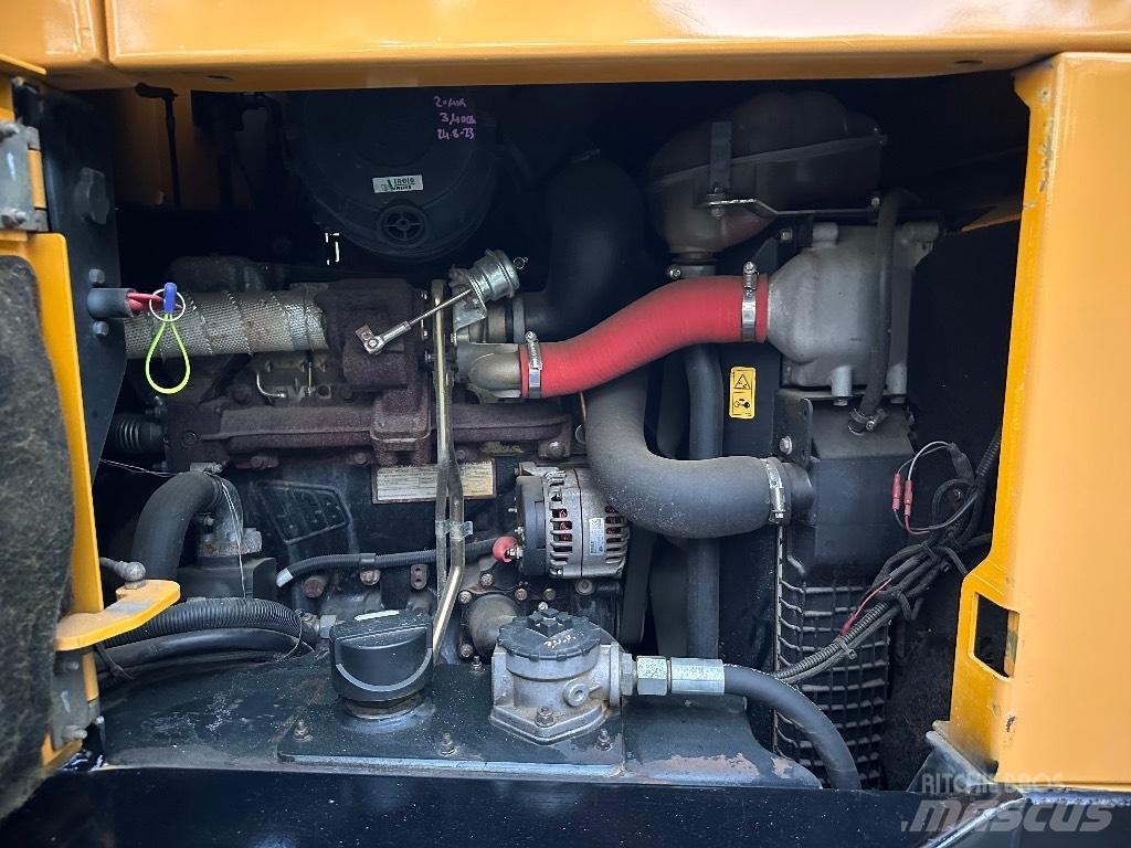 JCB 9TFT Site dumpers