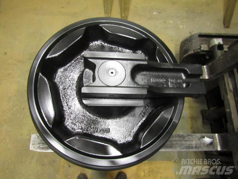 CAT 374D Idler Tracks, chains and undercarriage