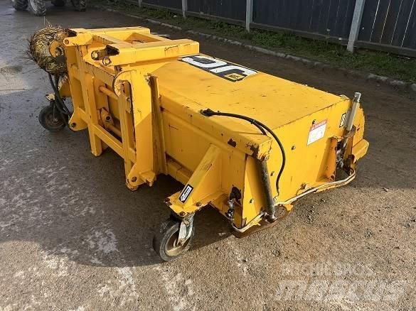 JCB SWEEPER SC240 Other