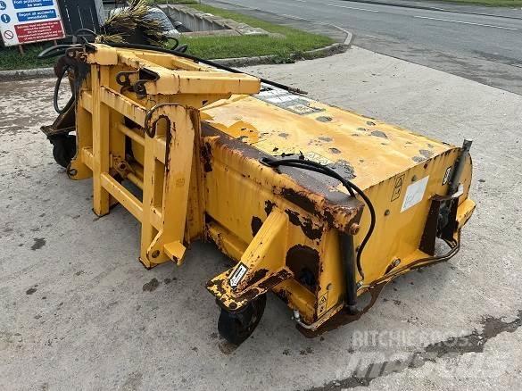 JCB SWEEPER SC240 Other