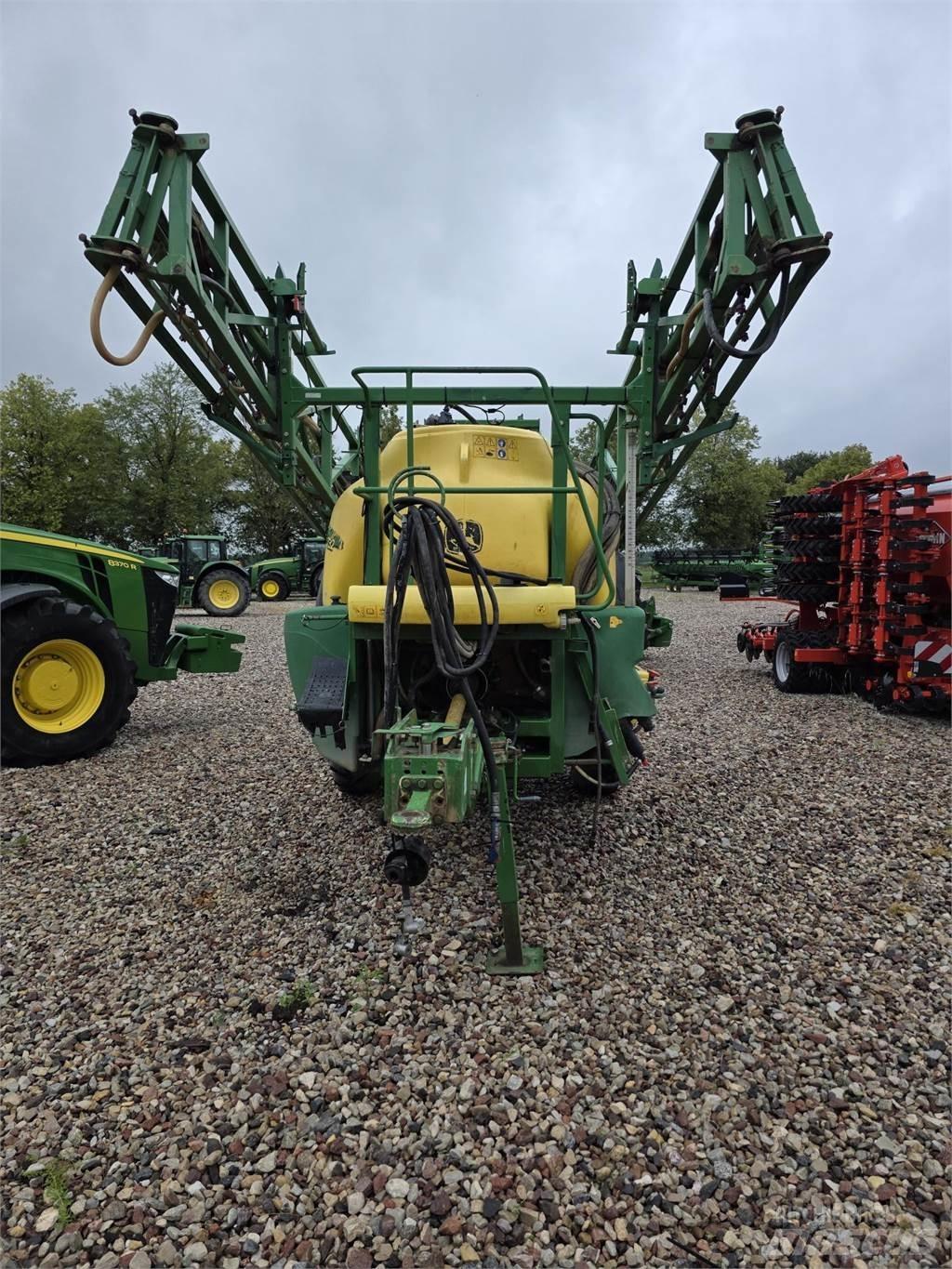 John Deere 732 Sprayers