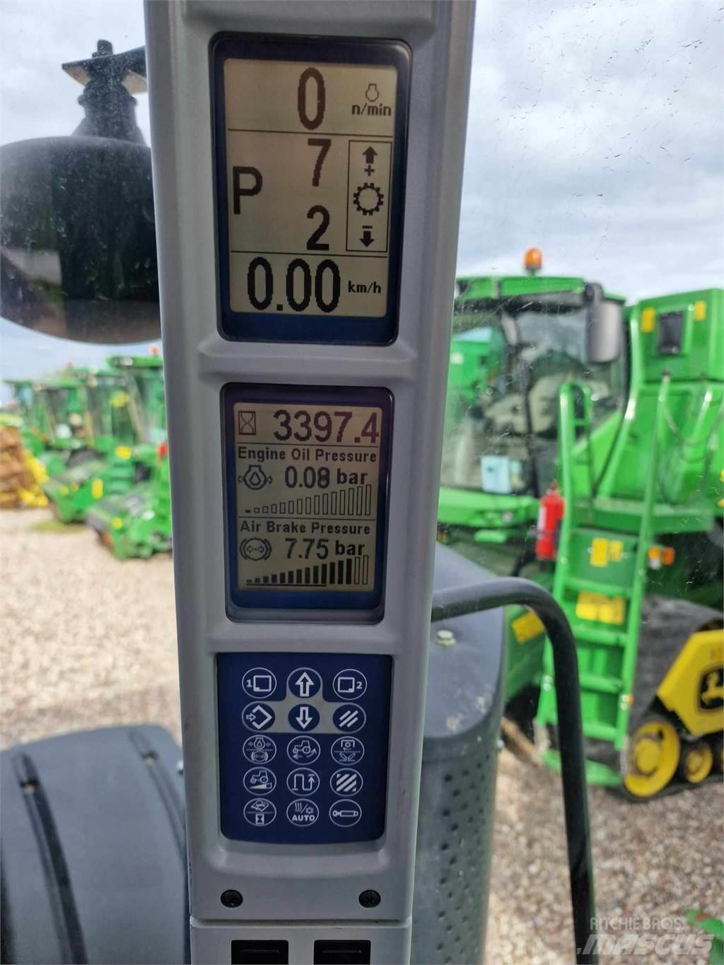 New Holland T8.410 Tractors