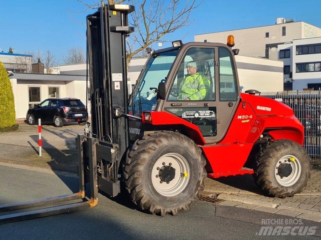 Manitou M50.4 Rough terrain truck
