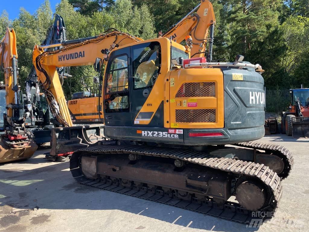 Hyundai HX235 Crawler excavators