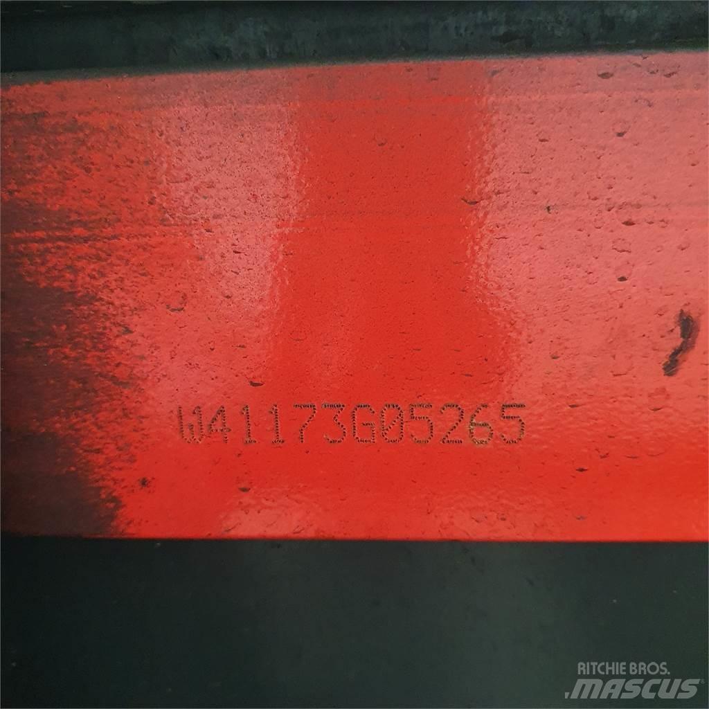 Linde L16 Pedestrian stacker