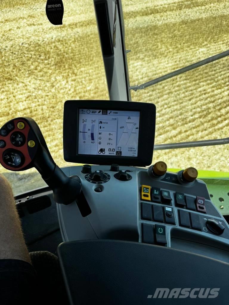CLAAS Lexion 770 Combine harvesters