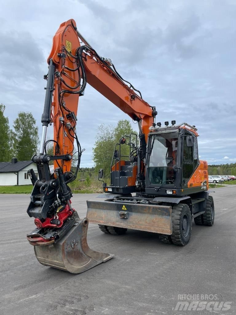 Doosan DX 165 W Wheeled excavators