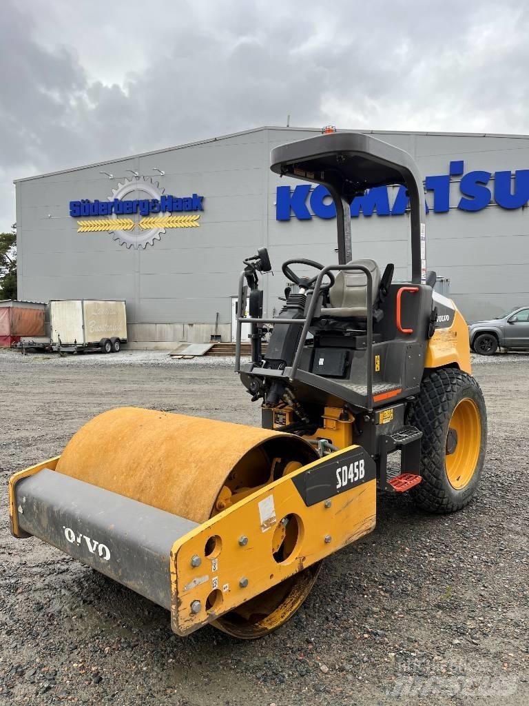 Volvo SD 45 B Single drum rollers