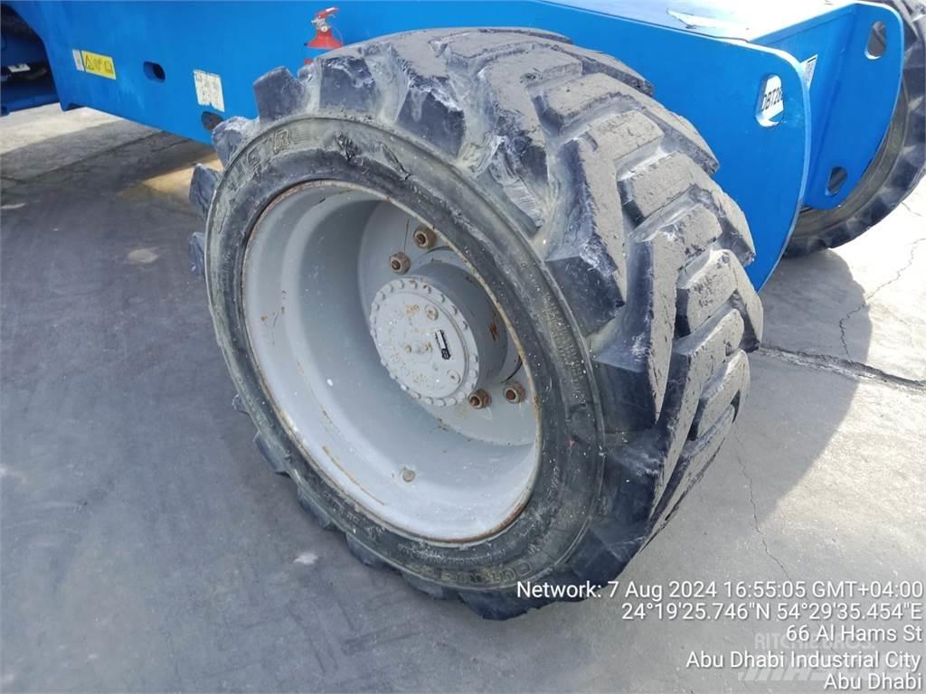 Genie S85 Telescopic boom lifts
