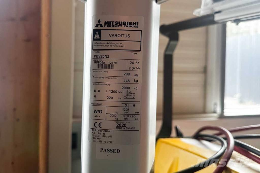 Mitsubishi PBV 20 N2 Low lift with platform