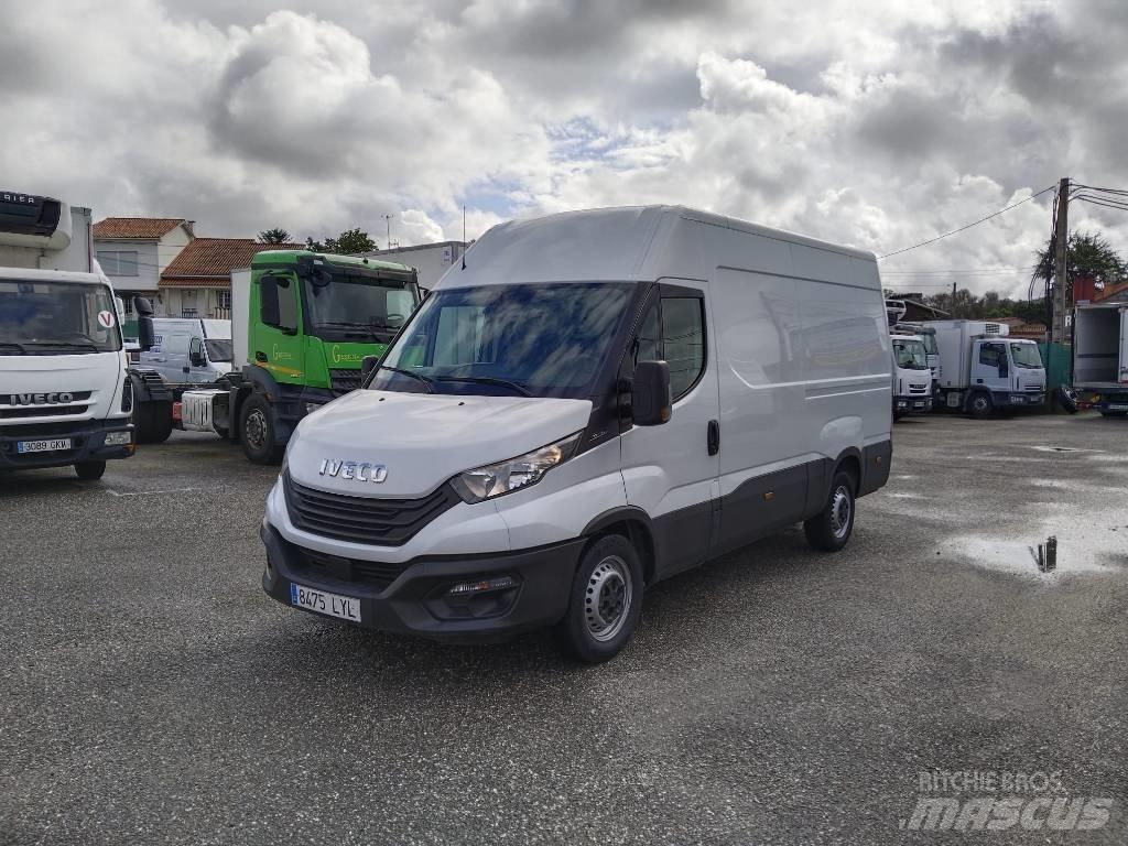 Iveco DAILY 35S16 Box body