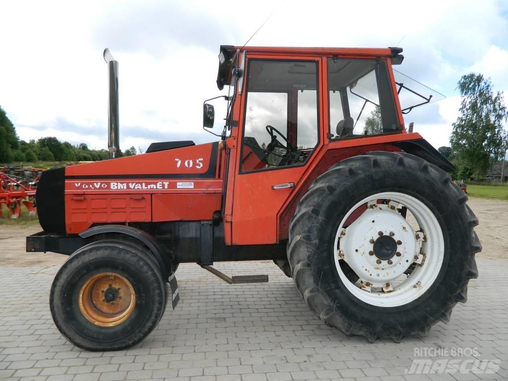 Valmet 705 Tractors