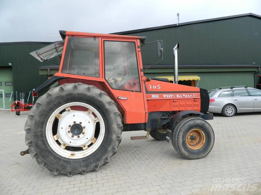 Valmet 705 Tractors