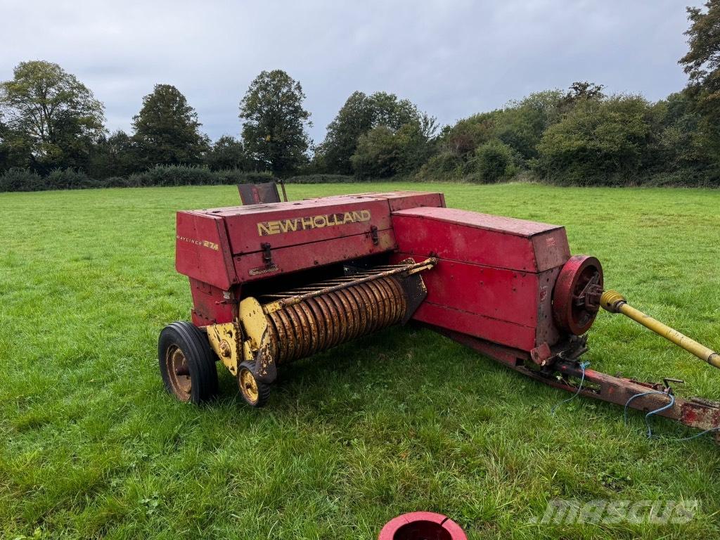 New Holland 274 Square balers