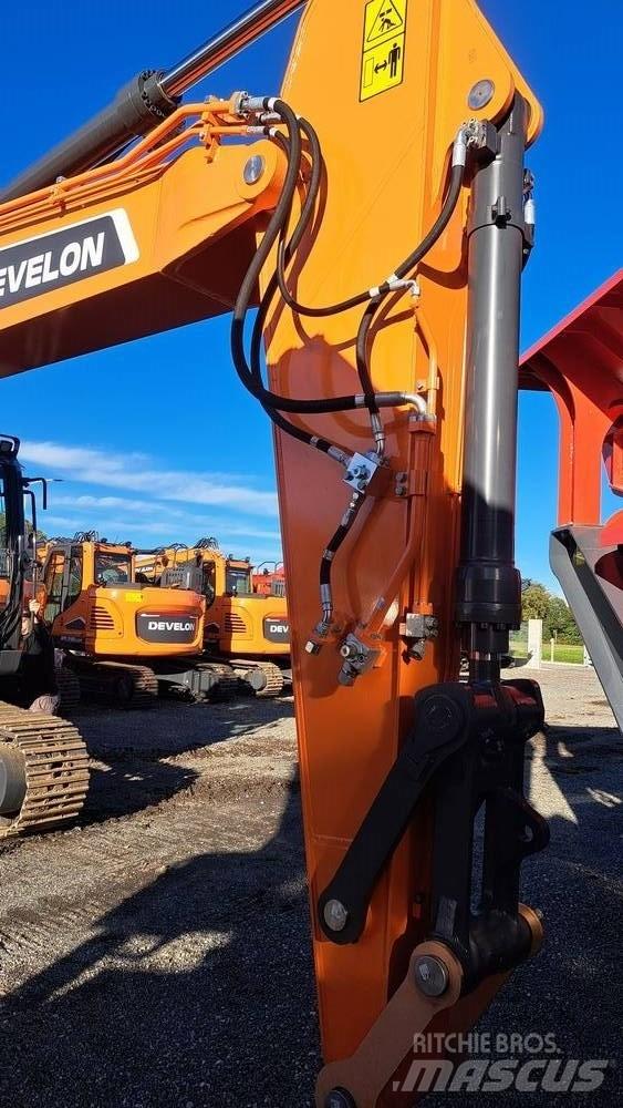 Develon DX 210 NLC-7 Crawler excavators