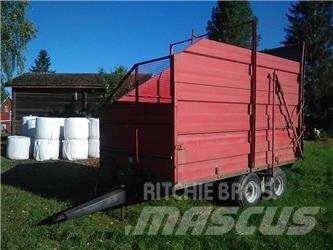 Tuhti 90 Forage wagons