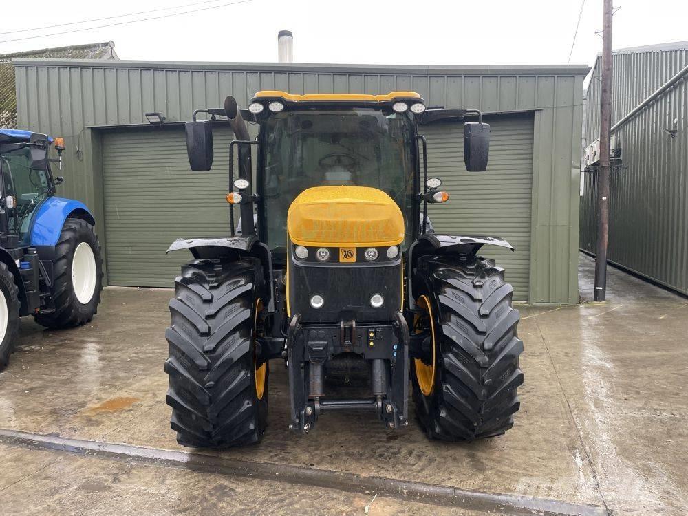JCB 4220 Tractors