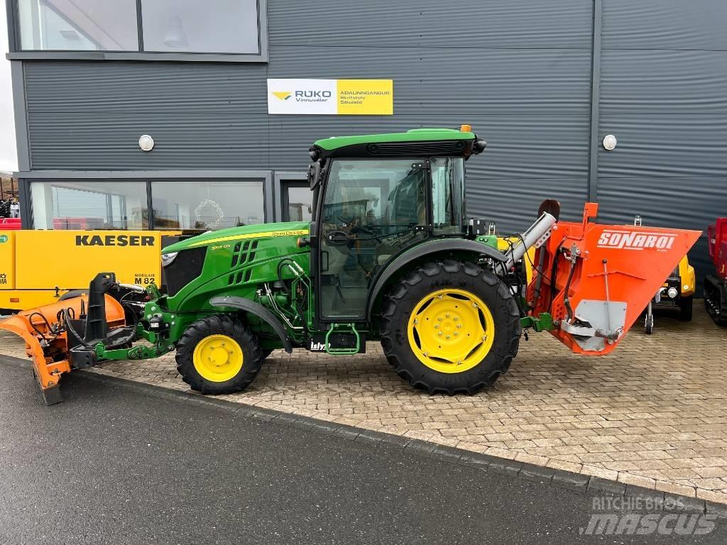 John Deere 5105 GN Tractors
