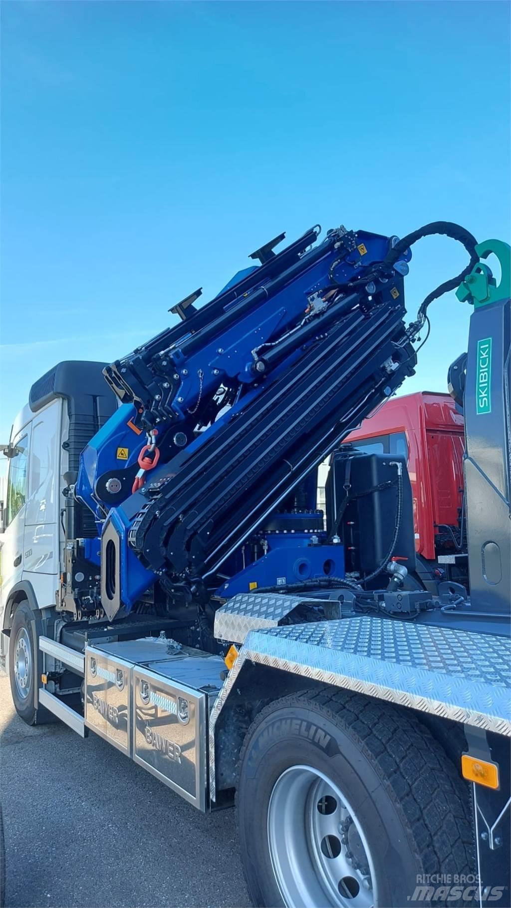 Volvo FM 500 8X4 Truck mounted cranes