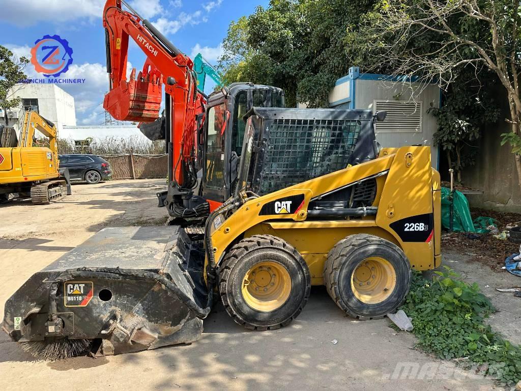 CAT 226 B Skid steer loaders