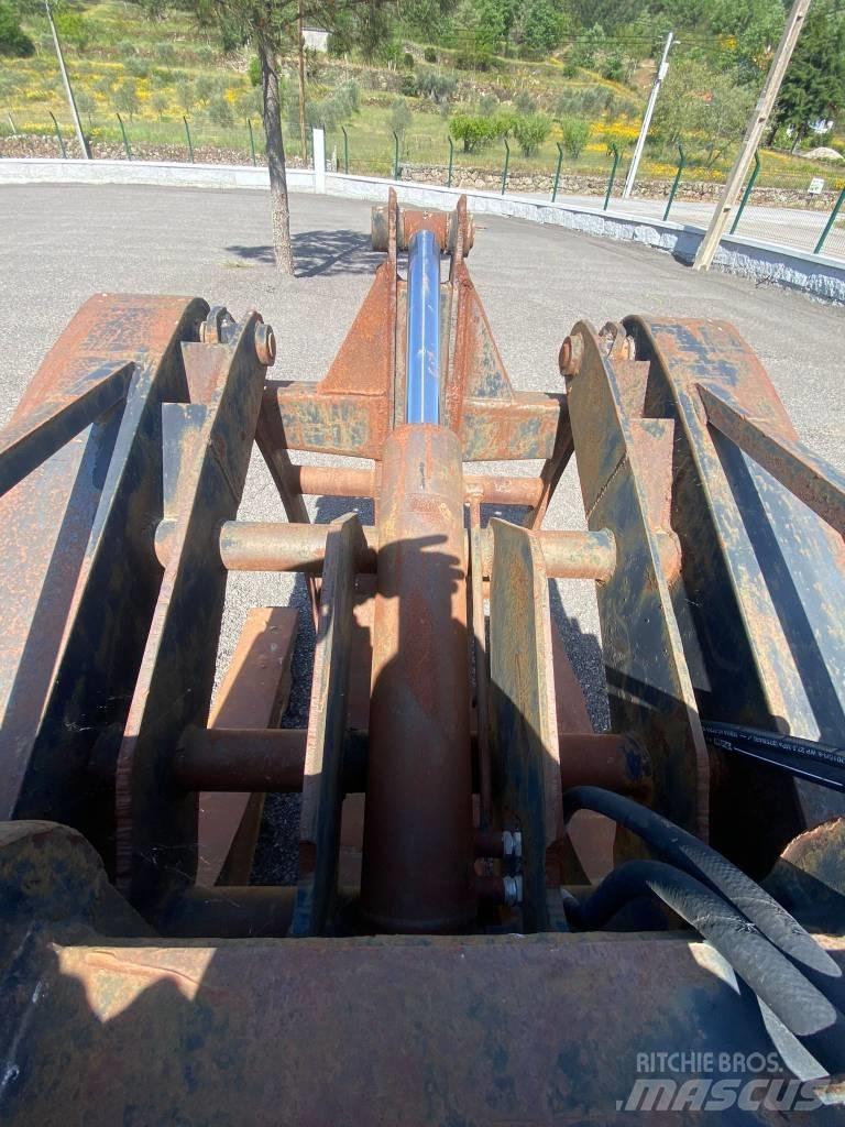 Volvo L 150 Forks