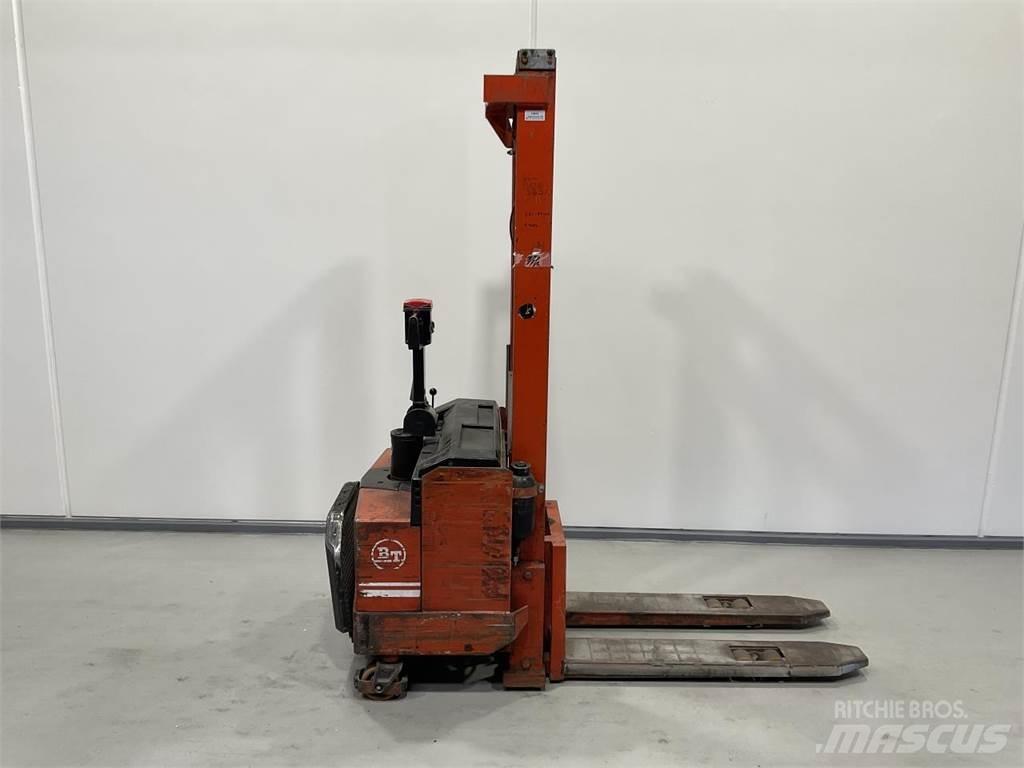 BT LSV 1250 E/10 Self propelled stackers