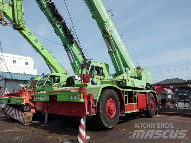 Tadano TR500M-2 Rough terrain cranes