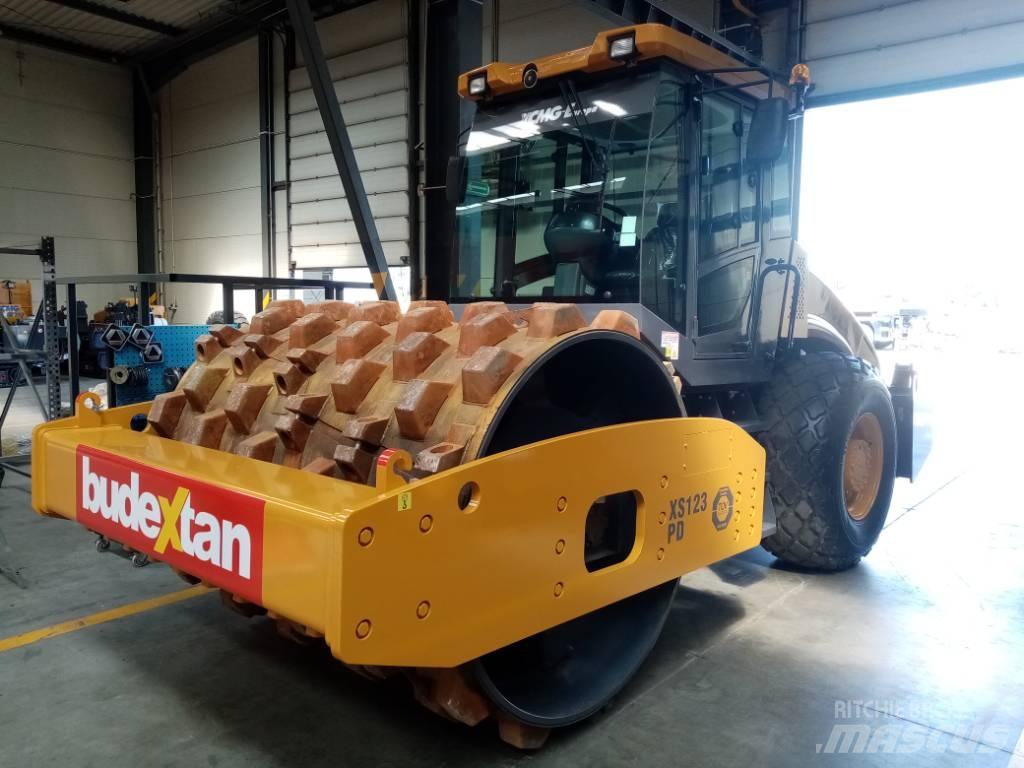 XCMG XS123PD Single drum rollers