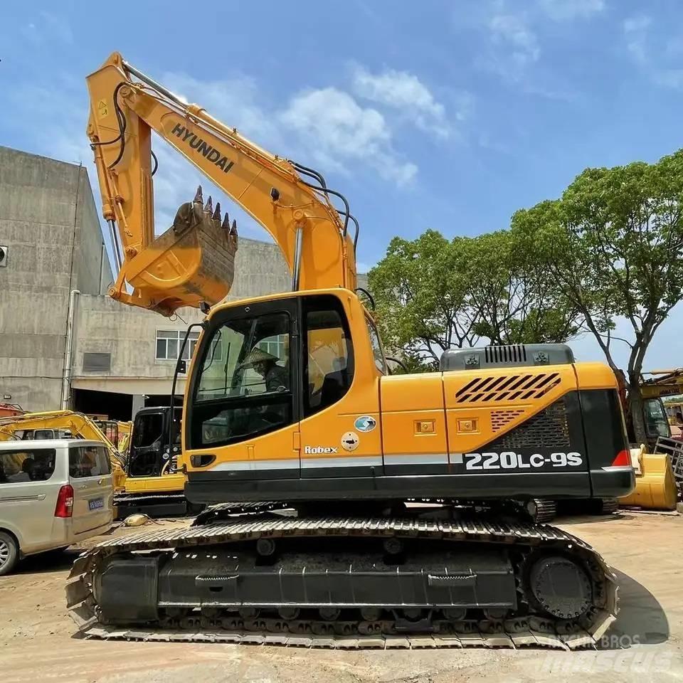 Hyundai R220-9s Crawler excavators