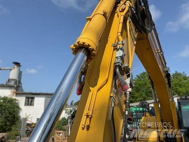 Komatsu PC 240 NLC Crawler excavators